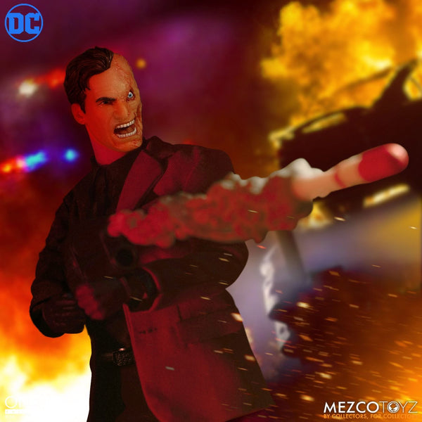 Mezco One:12 Collective Two-Face Action Figure, Marvel- Have a Blast Toys & Games