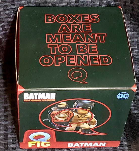Quantum Mechanix Batman Last Knight on Earth Q-Fig Elite Figure