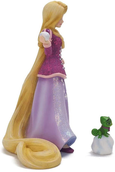 Disney Showcase Couture de Force Holiday Rapunzel and Pascal Figurine