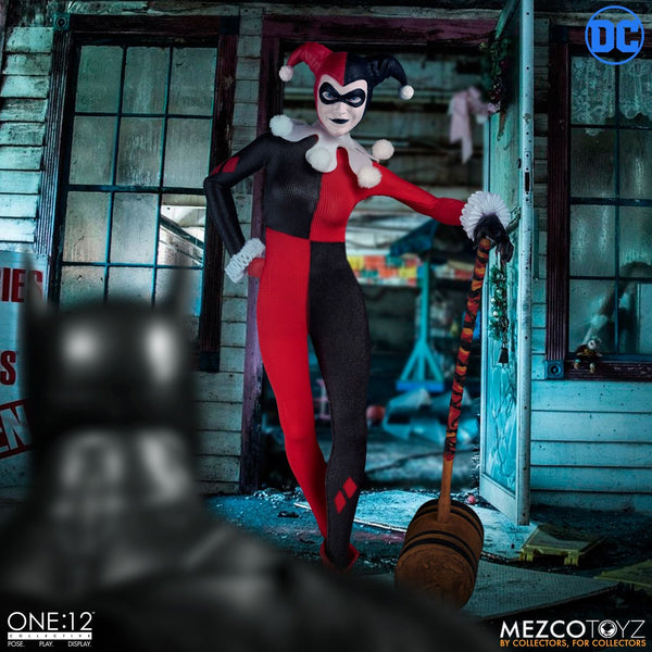 Mezco One:12 Collective Harley Quinn Deluxe Action Figure, Marvel- Have a Blast Toys & Games