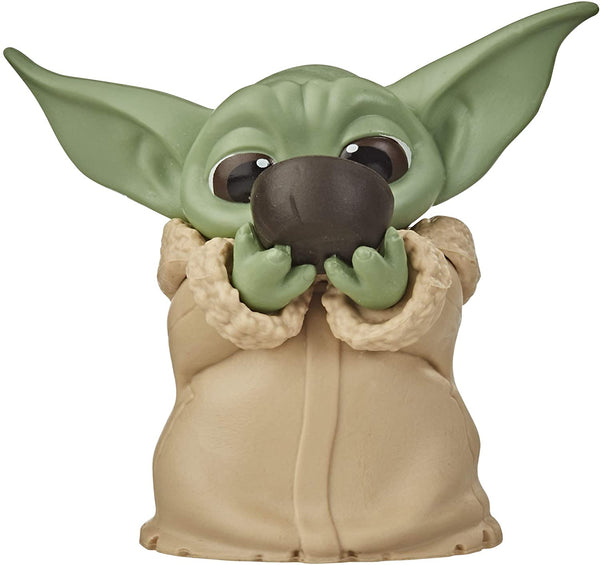 Star Wars The Bounty Collection The Child Soup & Blanket 2.2-Inch Figure Set