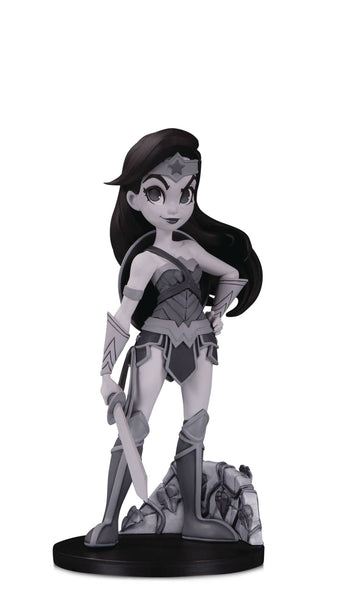 DC Artists Alley Wonder Woman Black and White by Zullo Vinyl Figure, DC Comics- Have a Blast Toys & Games