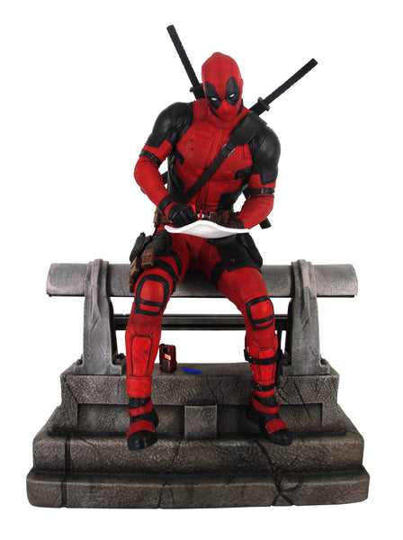 Diamond Select Marvel Premier Deadpool Movie Statue