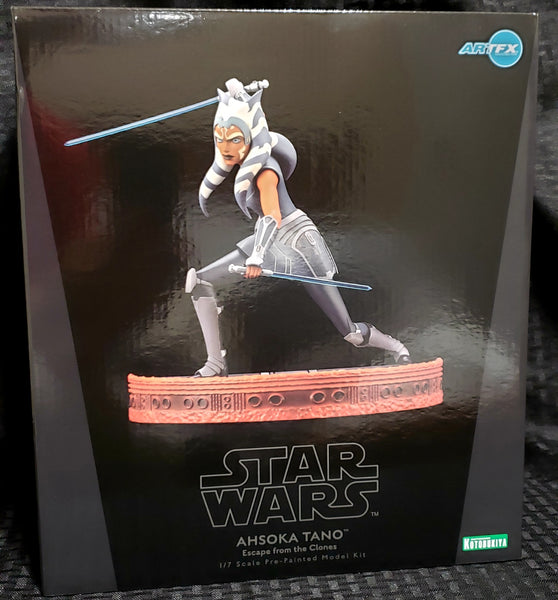 Kotobukiya Star Wars The Clone Wars Ahsoka Tano Escape ArtFx+ 1/7 Scale Statue