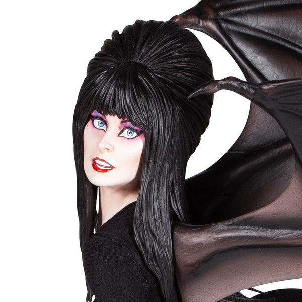 Enesco Grand Jester Studios Elvira Mistress of the Dark 1:4 Scale Statue
